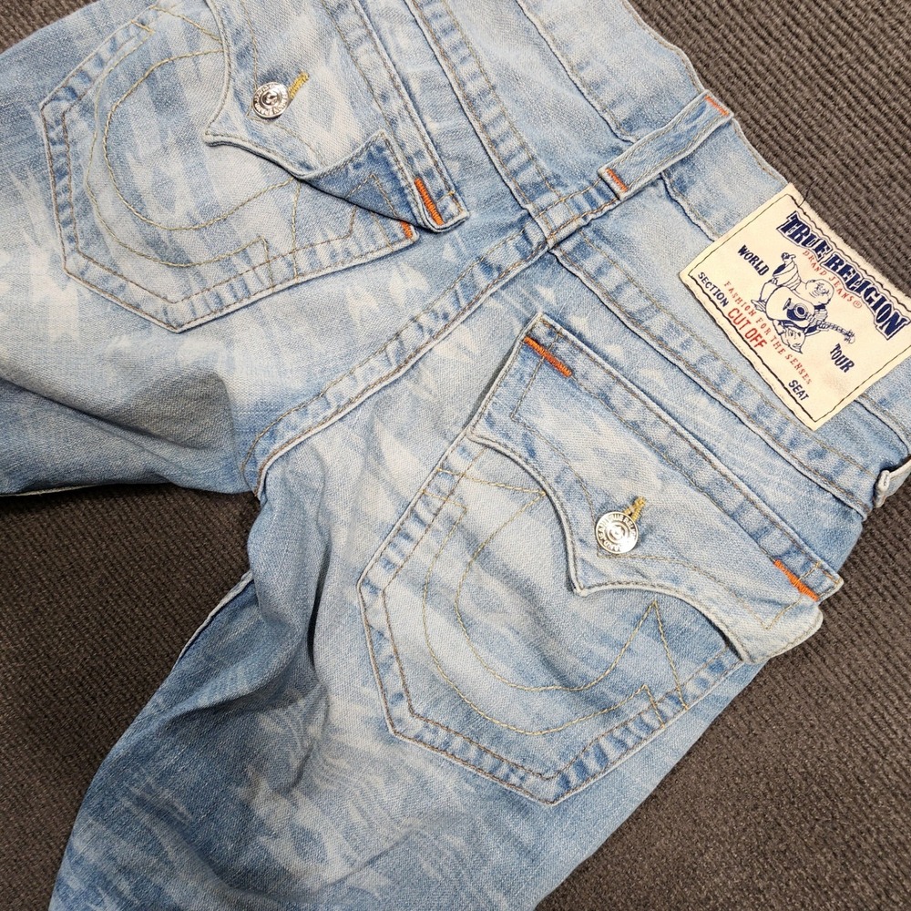 True Religion Straight Cut Off Shorts Womens 28 Blue Aztec Print Denim Y2K